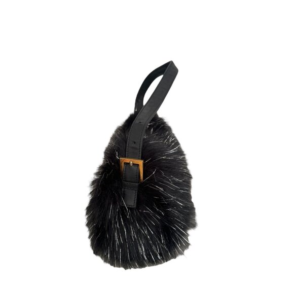 Fendi Baguette - Picture 5 of 7